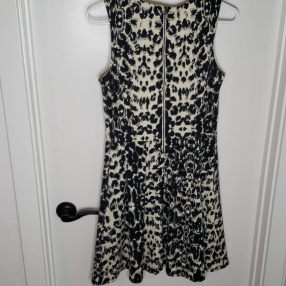 Drees, size Small - Picture 2 of 5